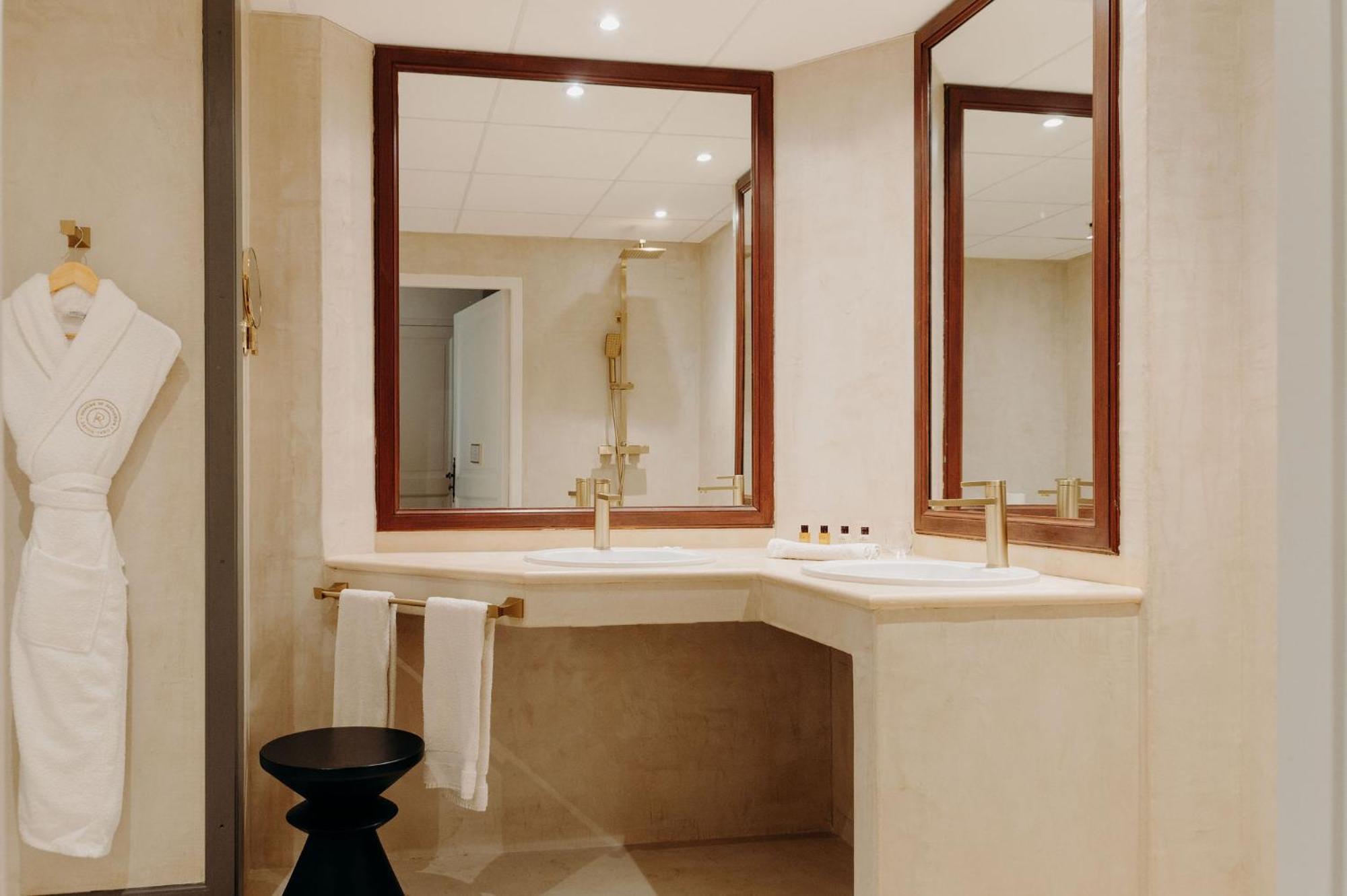 Domaine De Rochebois & Spa Nuxe วีทรัค ภายนอก รูปภาพ